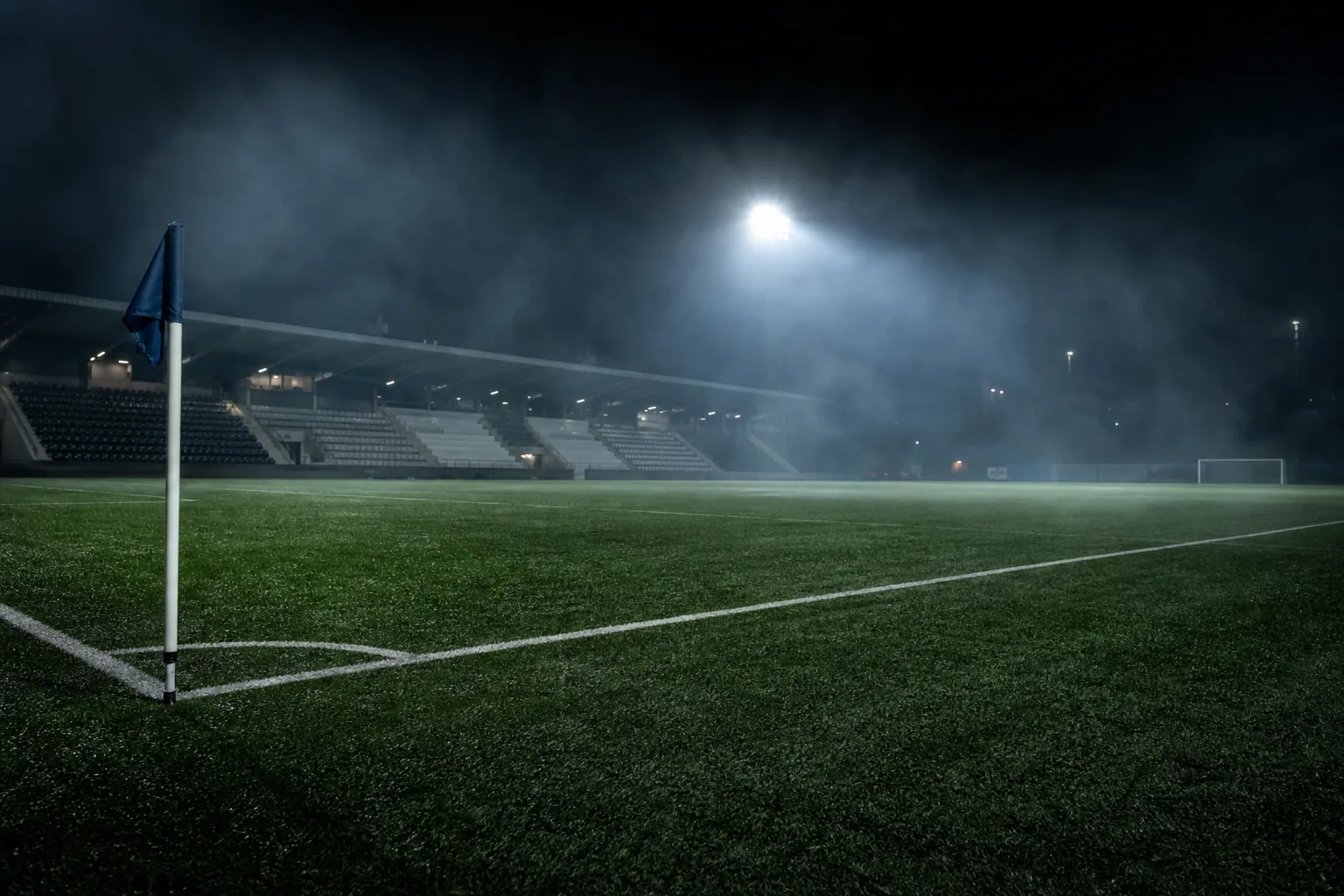 Symbolbild: Ein Fußballstadion im Norden Europas unter Flutlicht steht für die schwierige Auswärtsaufgabe des BVB in Bodø.