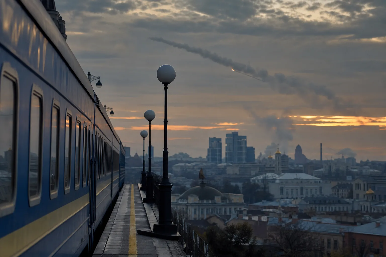 Symbolbild: Ein Regierungsbesuch in Kyjiw vor dem Hintergrund des russischen Angriffskriegs.